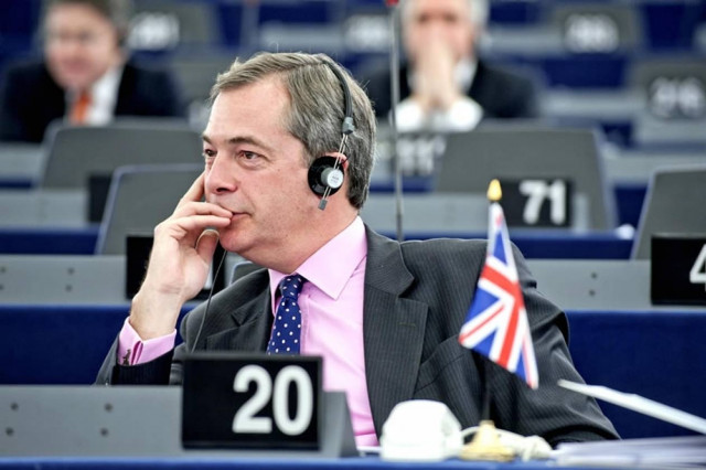 Η ομάδα των ευρωσκεπτικιστών επανέρχεται στην Ευρωβουλή