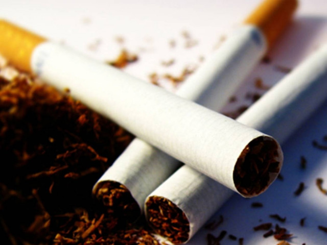 Τα πραγματικά αίτια της επίθεσης στο τσιγάρο και το σαθρό άλλοθι της προστασίας της Υγείας