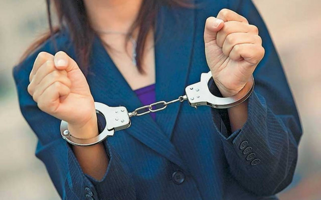 Θεσσαλονίκη: Σύλληψη 66χρονης για οφειλές στο Δημόσιο