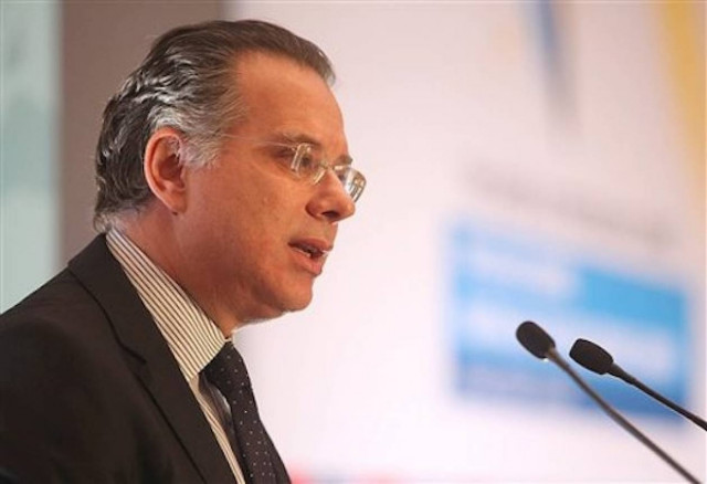 Μέτρα για την ενίσχυση της εξωτερικής πολιτικής από τον Γ. Κουμουτσάκο