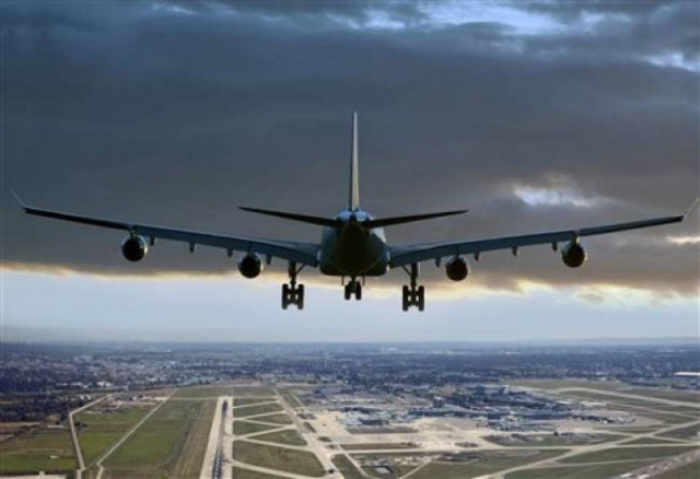 Κανονικά οι πτήσεις - Παράνομη η στάση εργασίας των ελεγκτών