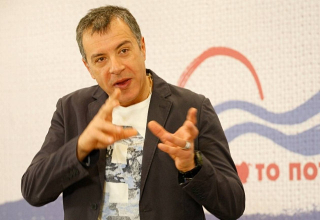 Θεοδωράκης: Ούτε λευκή σημαία, ούτε λευκή επιταγή σε κανέναν