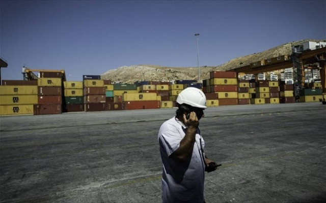 Μείωση 3,9% στις εξαγωγές οκταμήνου