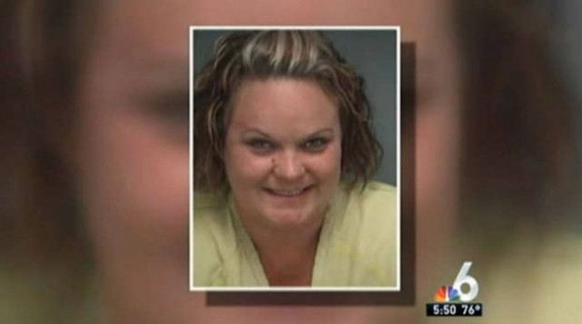 Έβαλε φωτιά στο συγκάτοικό της της για ένα... πιάτο μακαρόνια