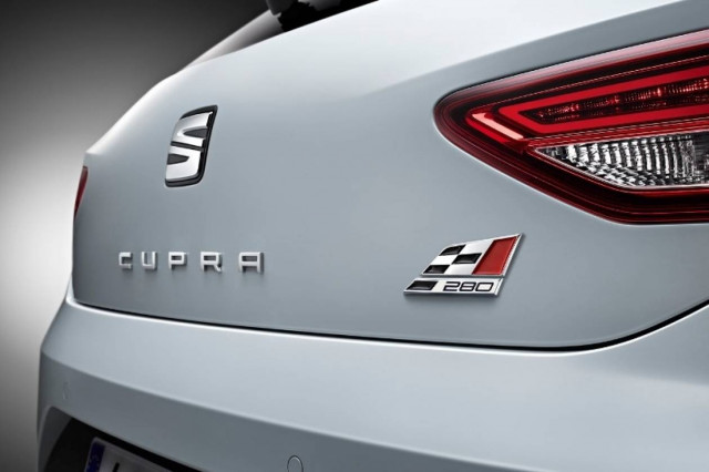 Seat: Η Τεχνοκάρ στην Έκθεση ΑΥΤΟΚΙΝΗΣΗ CWM FX 2014