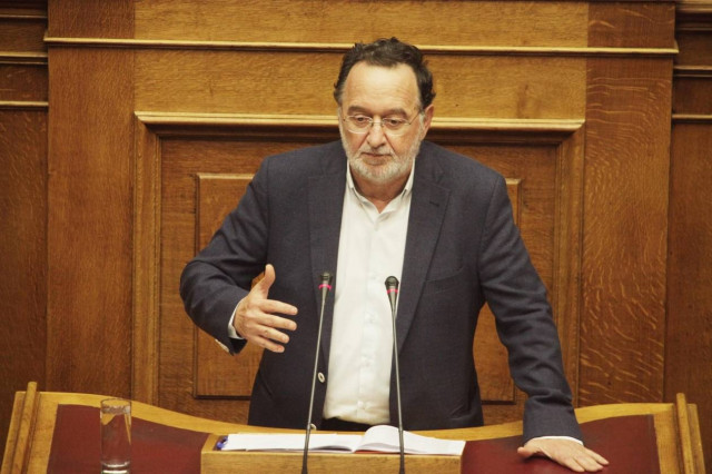 Λαφαζάνης: Θα ακυρώσουμε στη Βουλή το μνημόνιο