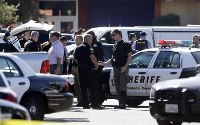 Δύο αστυνομικοί νεκροί και δύο τραυματίες από πυρά 34χρονου