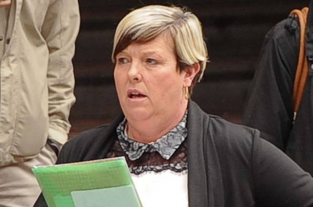 Βρετανία: Γυναίκα έσκισε το κοράνι και αποκλείστηκε από τα γήπεδα