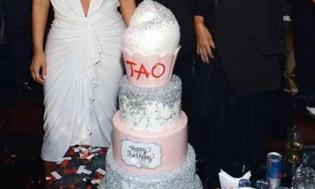 Δείτε πώς γιόρτασε τα γενέθλια της διάσημη μανούλα!