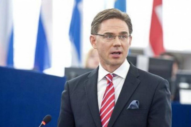 «Πράσινο φως» της Κομισιόν στους προϋπολογισμούς Γαλλίας και Ιταλίας