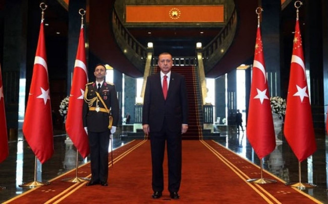 Σάλος με το Λευκό παλάτι του «σουλτάνου» Ερντογάν