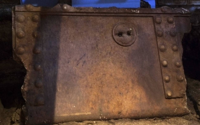 Φάκλαρης: «Στην Αμφίπολη έγινε παρέλαση τυμβωρύχων»