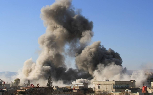 Συρία: Τουλάχιστον δέκα νεκροί από αεροπορικούς βομβαρδισμούς