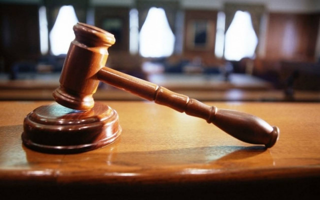 Καταδικάστηκαν δύο ανήλικοι που βίαζαν και εξέδιδαν συμμαθήτριά τους