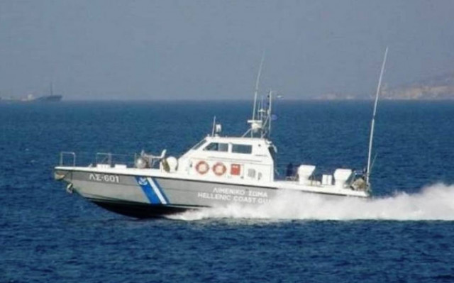 Αίσιο τέλος είχε περιπέτεια 37χρονου που έμεινε για ώρες σε ακυβέρνητο σκάφος