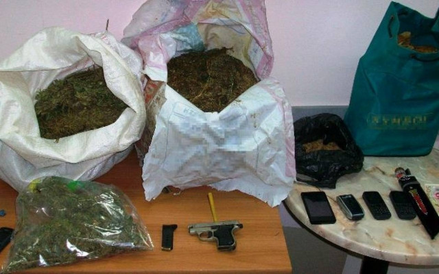 Συνελήφθησαν 3 άτομα στη Διαλαμπή για διακίνηση ναρκωτικών