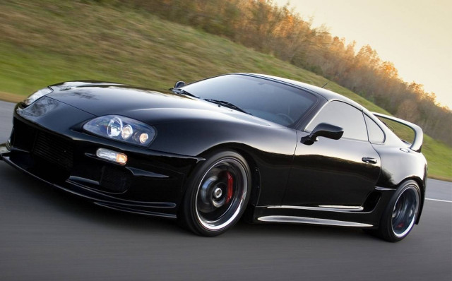 Supra πιάνει τα 387χλμ/ώρα σε 6 δευτερόλεπτα (Video)