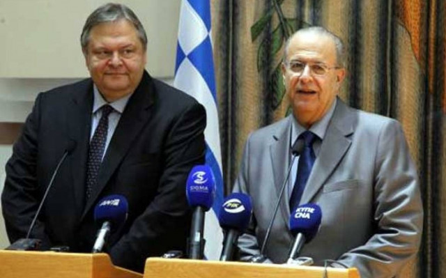 Συνάντηση Κασουλίδη με Βενιζέλο και Σούκρι