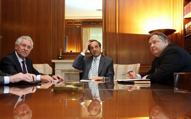 Σαμαράς και Βενιζέλος «ξαναζεσταίνουν» τον Κουβέλη