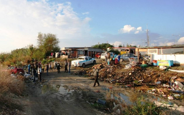 Αστυνομική επιχείρηση σε καταυλισμό Ρομά στην Ρόδο