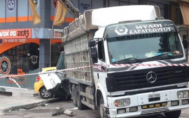 Νέο τροχαίο με νταλίκα