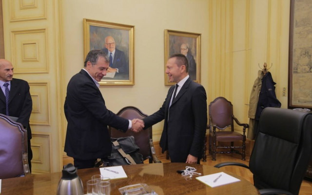 Θεοδωράκης: Όχι δάνεια σε εταιρείες - «ζόμπι»