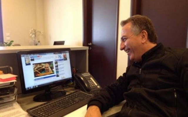 Ο Καλαφάτης διασκεδάζει με τη φάρσα του Μητσικώστα στον Μπουτάρη