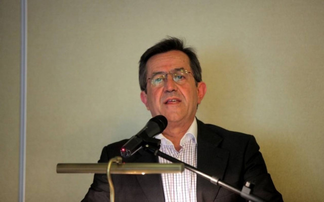 Νικολόπουλος: Απουσία ενός συνολικού σχεδίου εξόδου από την κρίση