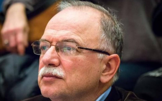 «Οργώνει» την επαρχία ο Παπαδημούλης