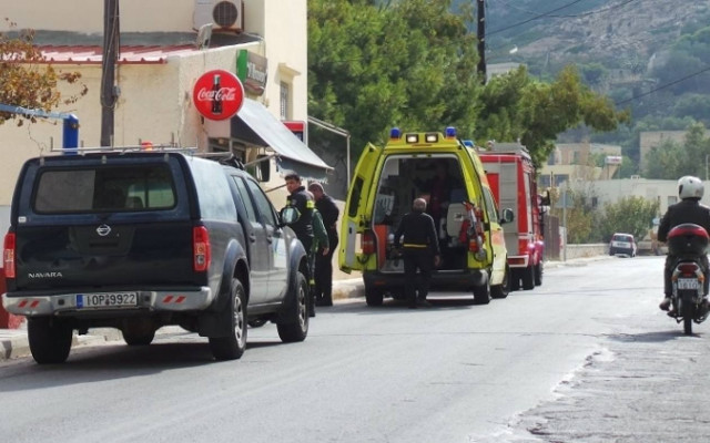 Φωτιά σε κατάστημα στη Σύρο