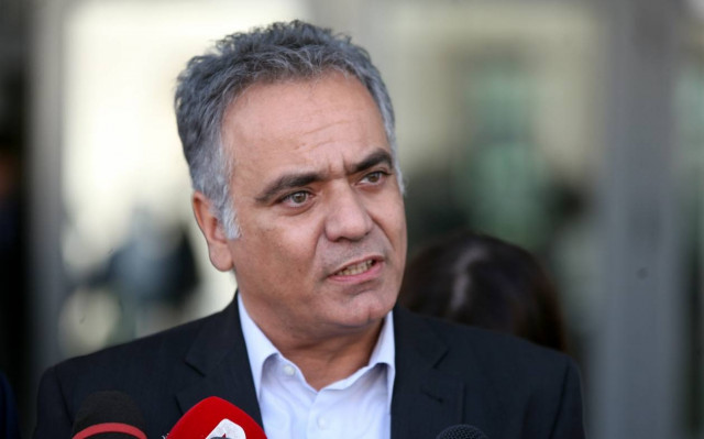 Σκουρλέτης: Ο Σαμαράς δεν σηκώνει ούτε τα τηλέφωνα