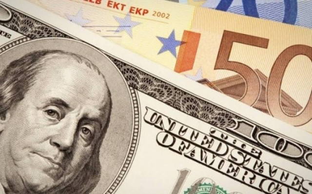 Νέα υψηλά επίπεδα ισοτιμίας για το δολάριο