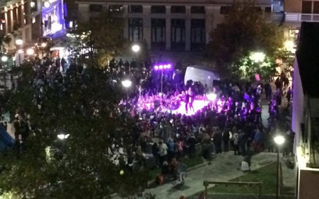 Πλήθος κόσμου στη «λευκή νύχτα» της Λιβαδειάς