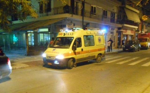 Μπήκε κάτω από λεωφορείο να το επισκευάσει και τον πάτησε…