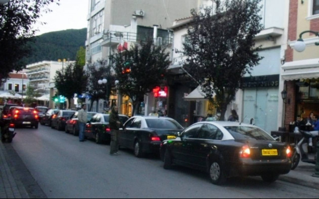 Με ταξί θα γίνεται η μεταφορά των μαθητών στη Δράμα