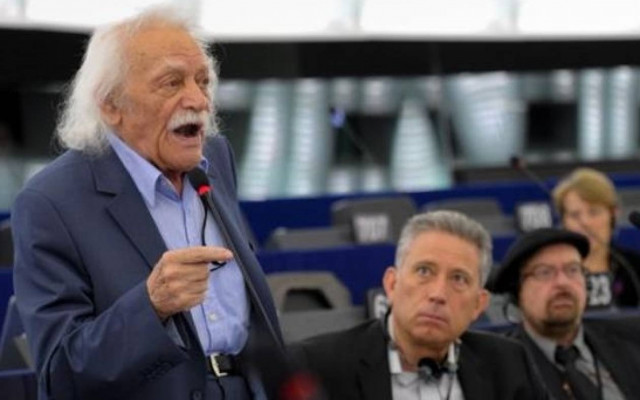 Επιτυχία Γλέζου για το θέμα των γερμανικών αποζημιώσεων