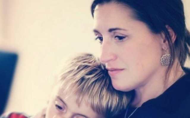 Γιατί κλαίνε οι μανούλες;