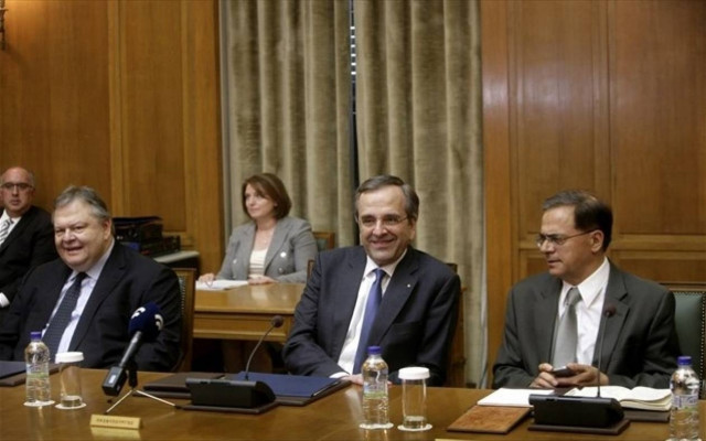 Συνάντηση Σαμαρά – Βενιζέλου στο Μέγαρο Μαξίμου παρουσία Χαρδούβελη