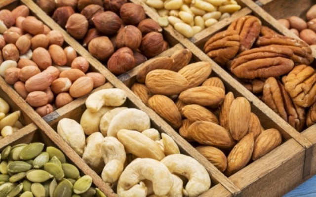 Τα πολλαπλά οφέλη των ξηρών καρπών