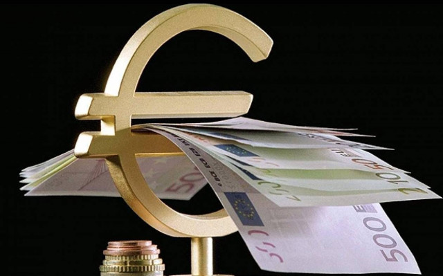 Ενισχύεται το ευρώ έναντι του δολαρίου