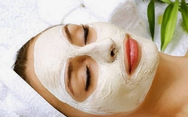 Πείτε αντίο στις ρυτίδες με σπιτική μάσκα από…