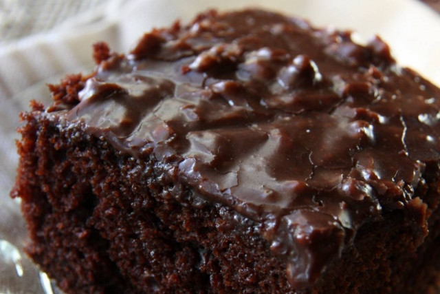 Το πιο... παραδεισένιο κέικ σοκολάτας που δοκιμάσατε ποτέ!