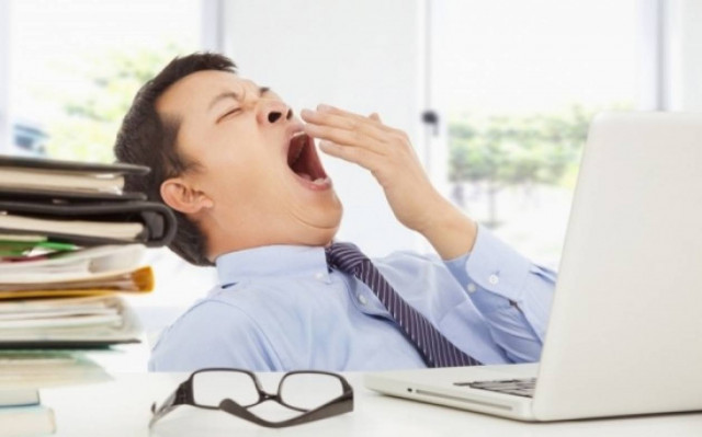 Νύστα στο γραφείο; Αυτές οι τροφές θα σας ξυπνήσουν