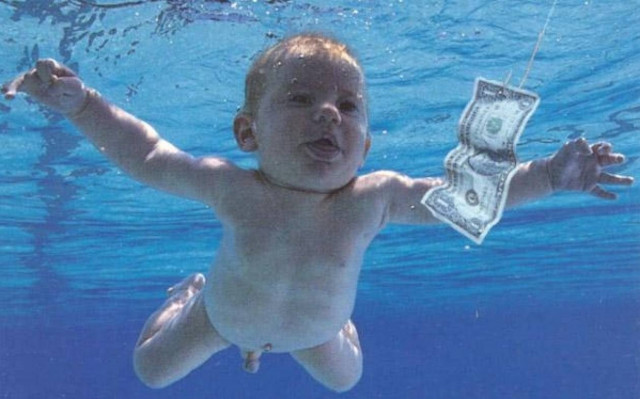 Ιστορικά μουσικά εξώφυλλα, όπως δεν τα έχετε ξαναδεί (pics)