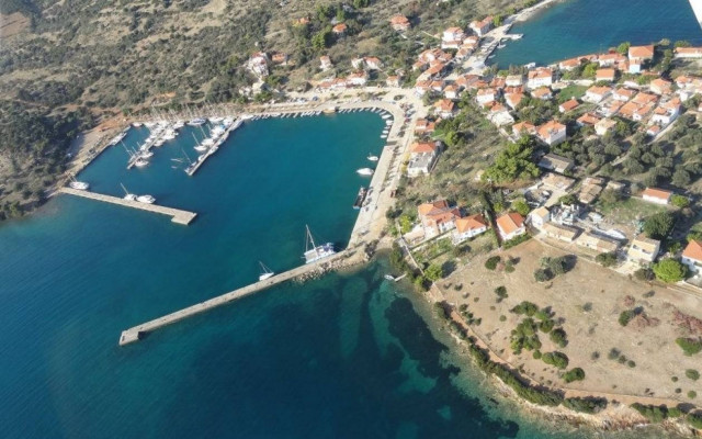 Ένα «κρυμμένο» νησί 40χλμ από την Πάτρα