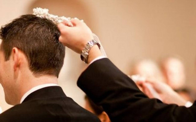 Πήγε στον εισαγγελέα και πήρε προθεσμία για να κάνει... γάμο