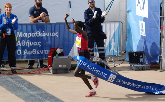 Mαραθώνιος 2014: Νικήτρια η Ναόμι Μάγιο (pics)