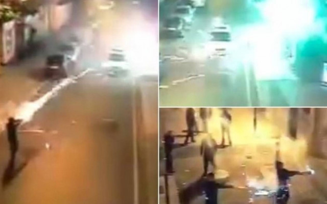 Περιπολικό δέχθηκε επίθεση με… πυροτεχνήματα!