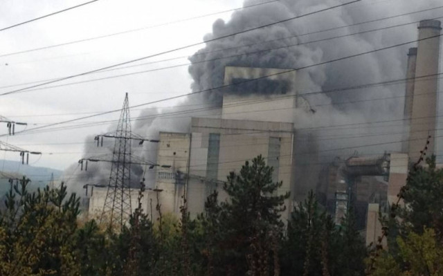 Μεγάλη φωτιά στον ΑΗΣ Πτολεμαΐδας-Στο νοσοκομείο 2 άτομα