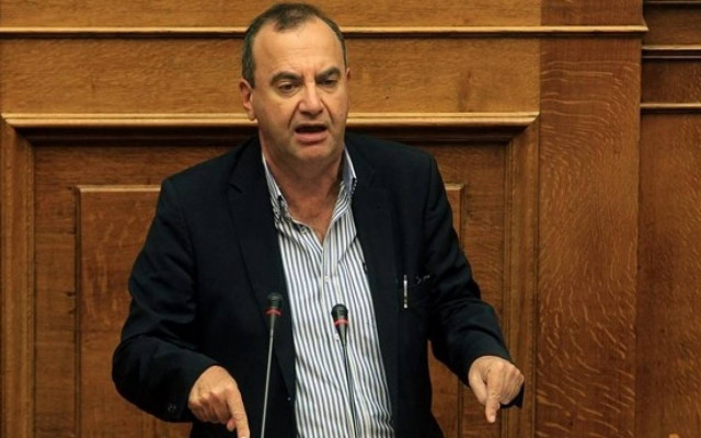 Στρατούλης: Εξαερώνουν συντάξεις και ασφαλιστικά δικαιώματα